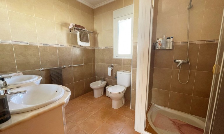 Herverkoop - Villa -
Cuidad Quesada* - Upper Golf