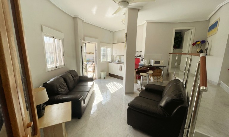 Herverkoop - Villa -
Cuidad Quesada* - Upper Golf