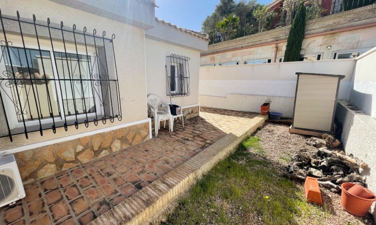 Herverkoop - Villa -
Cuidad Quesada* - Upper Golf