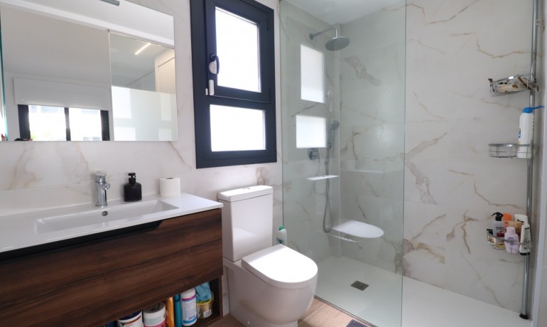 Venta - Apartamento / piso -
Orihuela Costa - Villamartin