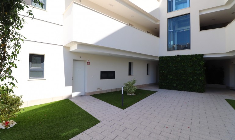 Venta - Apartamento / piso -
Orihuela Costa - Villamartin