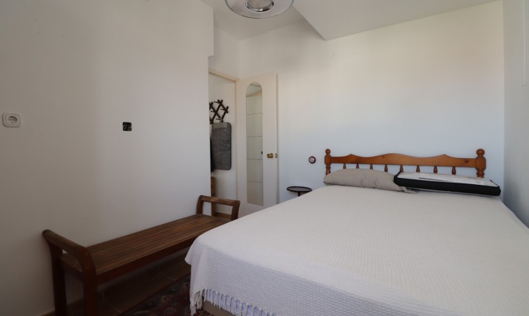 Herverkoop - Huis -
Torrevieja* - Torretas