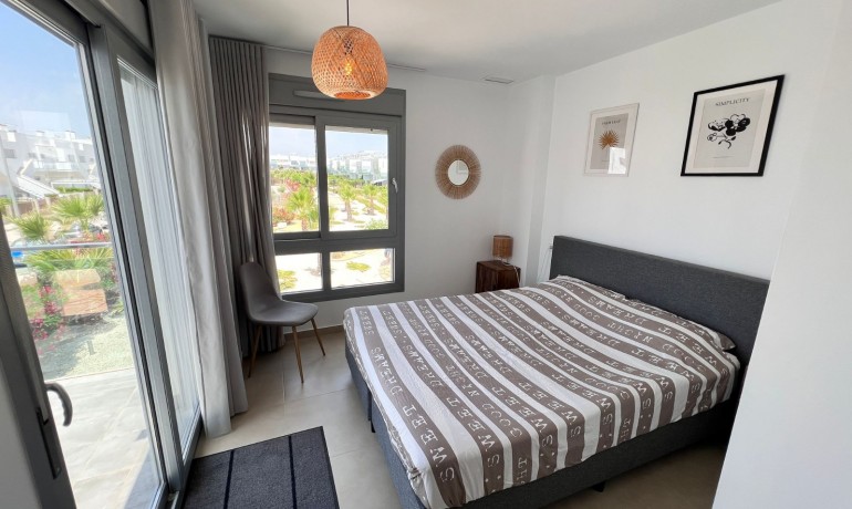 Revente - Appartement / Flat -
Entre Naranjos Vistabella Golf