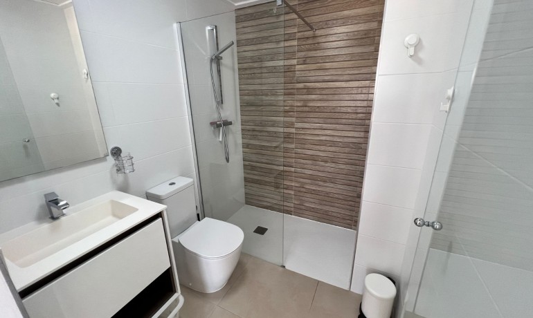 Revente - Appartement / Flat -
Entre Naranjos Vistabella Golf