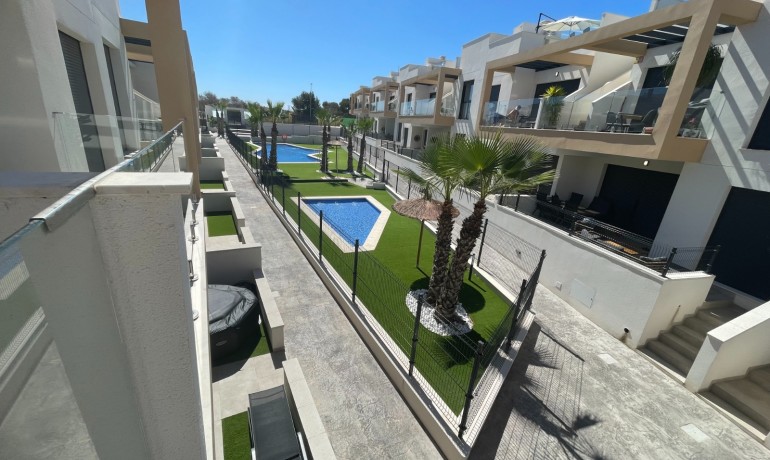 Venta - Apartamento / piso -
Orihuela Costa - Villamartin