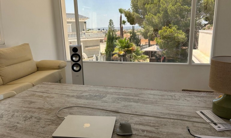 Herverkoop - Villa -
Cuidad Quesada* - Rojales