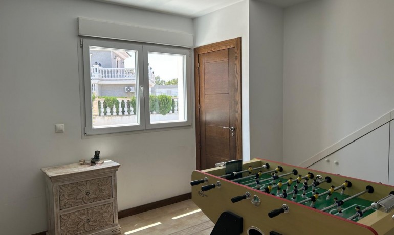 Herverkoop - Villa -
Cuidad Quesada* - Rojales