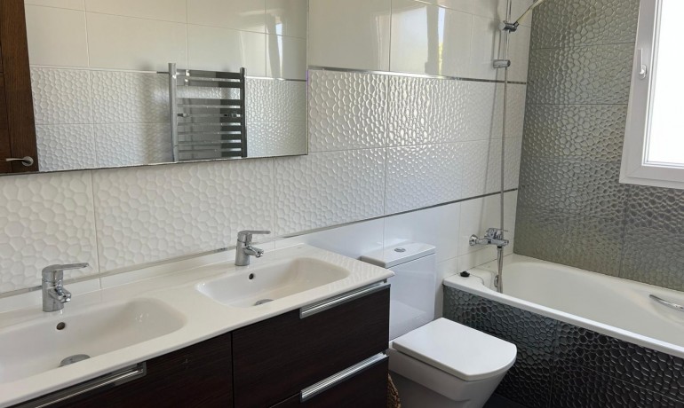 Herverkoop - Villa -
Cuidad Quesada* - Rojales