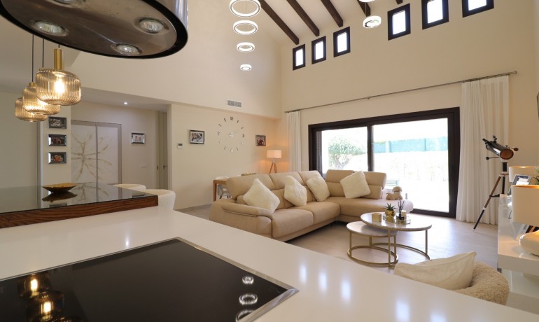 Herverkoop - Villa -
Algorfa* - La Finca Golf Resort