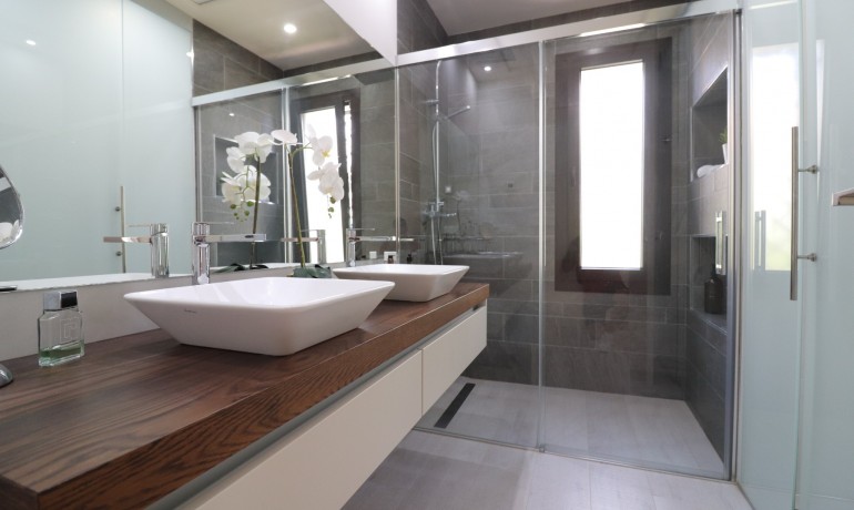 Herverkoop - Villa -
Algorfa* - La Finca Golf Resort