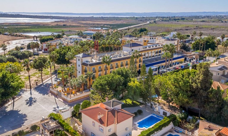 Venta - Villa -
Ciudad Quesada - Doña Pepa