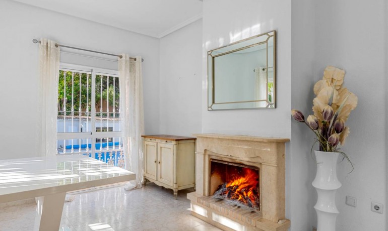 Venta - Villa -
Ciudad Quesada - Doña Pepa