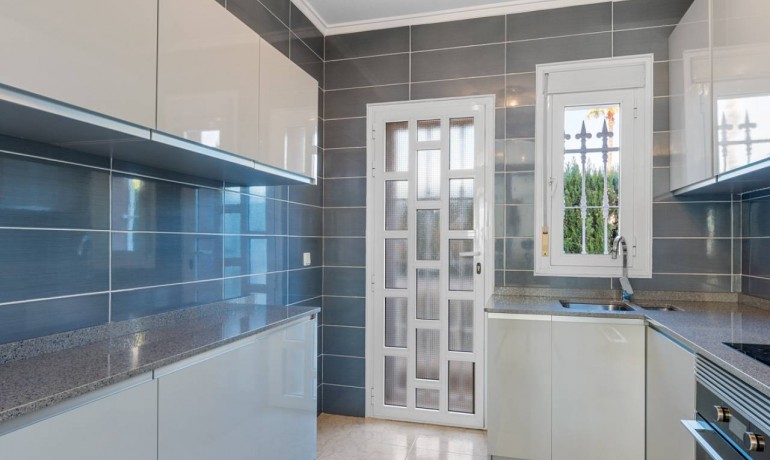 Venta - Villa -
Ciudad Quesada - Doña Pepa