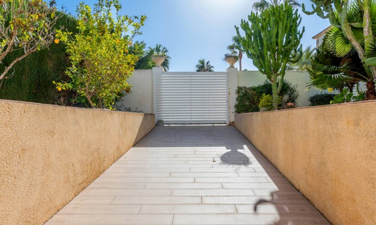 Venta - Villa -
Ciudad Quesada - Doña Pepa