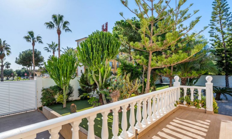 Venta - Villa -
Ciudad Quesada - Doña Pepa