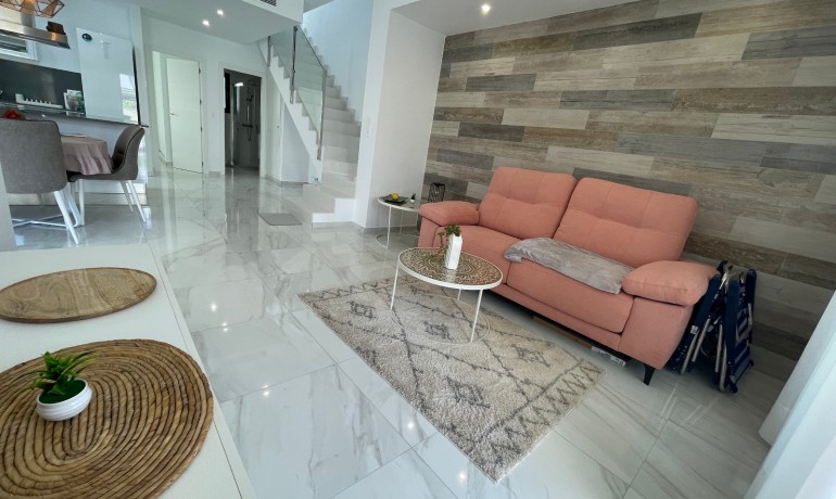 Herverkoop - Villa -
Benijofar* - Benijofar - Village