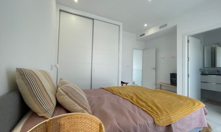 Herverkoop - Villa -
Benijofar* - Benijofar - Village