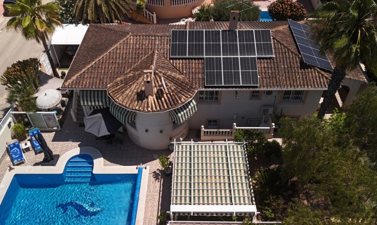 Herverkoop - Villa -
Benijofar* - Benijofar - Village