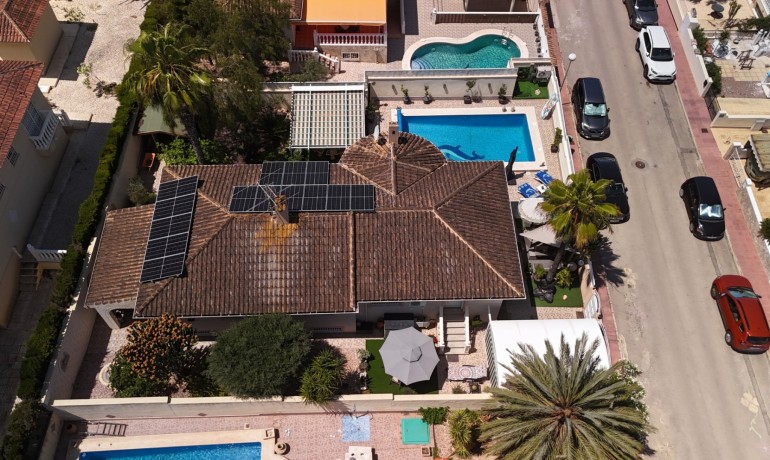 Herverkoop - Villa -
Benijofar* - Benijofar - Village