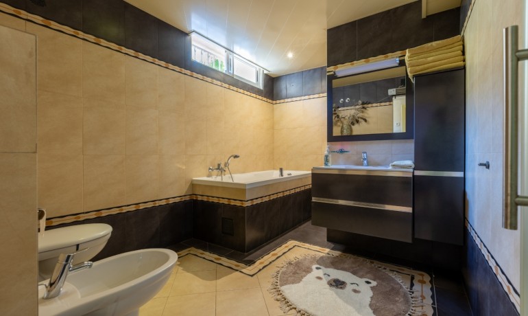 Herverkoop - Villa -
Benijofar* - Benijofar - Village