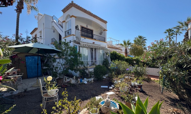 Venta - Apartamento / piso -
