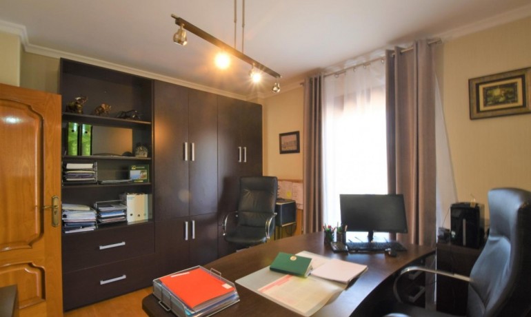 Herverkoop - Villa -
Cuidad Quesada* - Ciudad Quesada