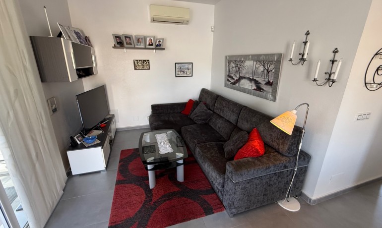 Herverkoop - Villa -
Cuidad Quesada* - Rojales