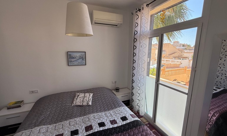 Herverkoop - Villa -
Cuidad Quesada* - Rojales