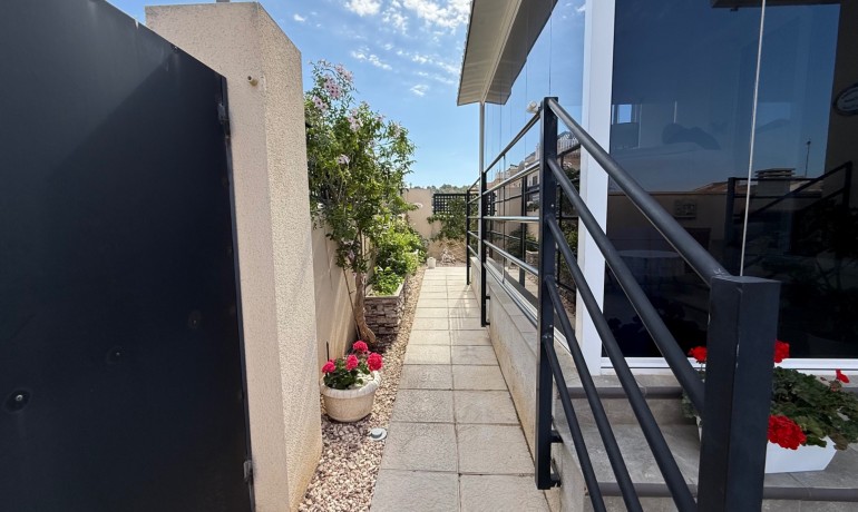 Herverkoop - Villa -
Cuidad Quesada* - Rojales