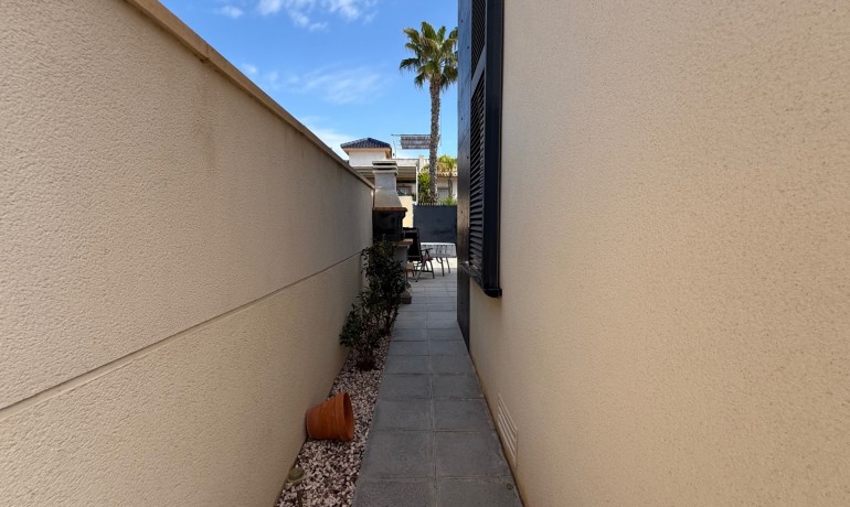 Herverkoop - Villa -
Cuidad Quesada* - Rojales