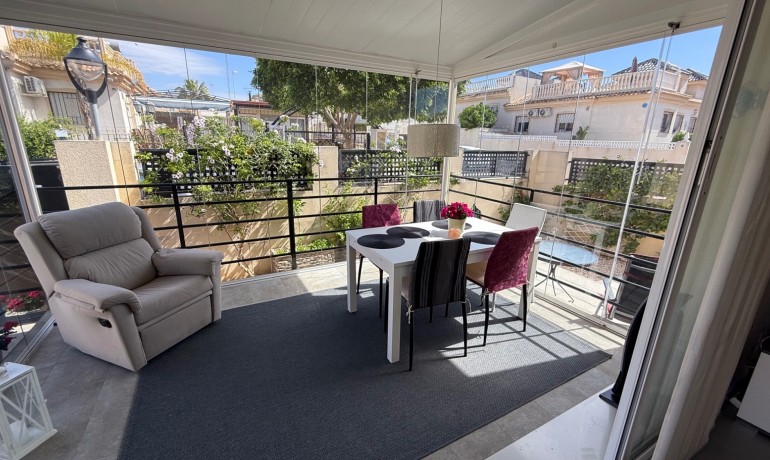 Herverkoop - Villa -
Cuidad Quesada* - Rojales