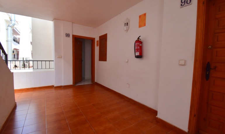Venta - Apartamento / piso -
Orihuela Costa - Villamartin