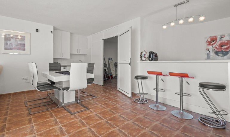 Venta - Villa -
Algorfa