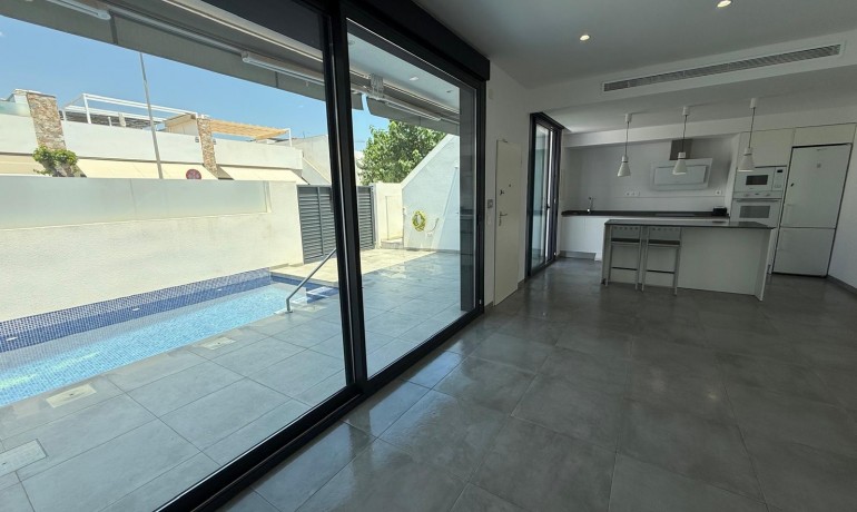 Herverkoop - Villa -
Pilar de la Horadada* - Pilar de la Horedada*