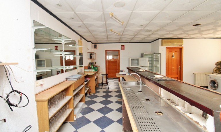 Herverkoop - Reclame -
Villamartin