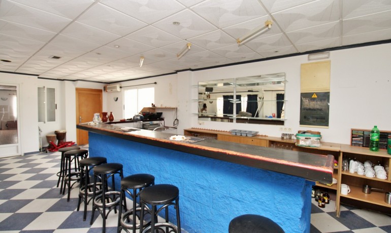 Herverkoop - Reclame -
Villamartin