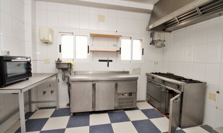 Herverkoop - Reclame -
Villamartin