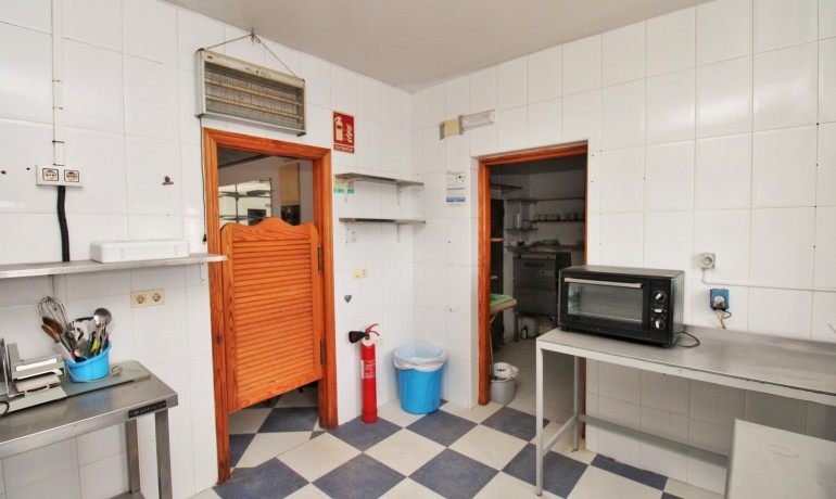 Herverkoop - Reclame -
Villamartin