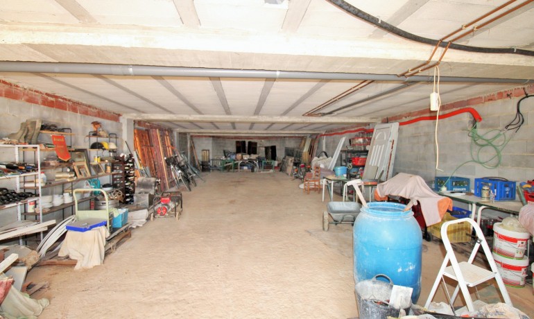 Herverkoop - Reclame -
Villamartin