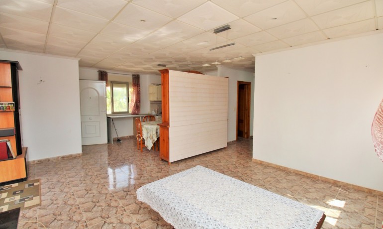 Herverkoop - Reclame -
Villamartin