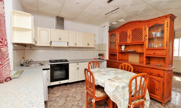 Herverkoop - Reclame -
Villamartin