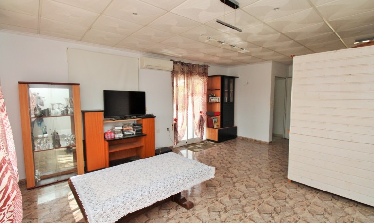 Herverkoop - Reclame -
Villamartin