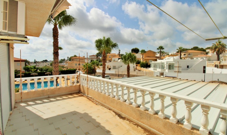 Herverkoop - Reclame -
Villamartin