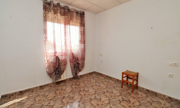 Herverkoop - Reclame -
Villamartin