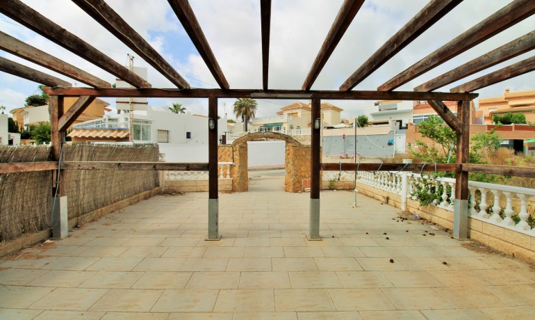 Herverkoop - Reclame -
Villamartin