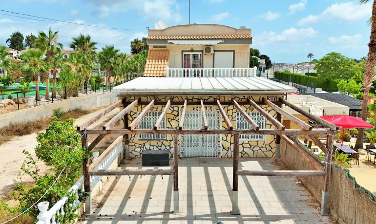 Herverkoop - Reclame -
Villamartin