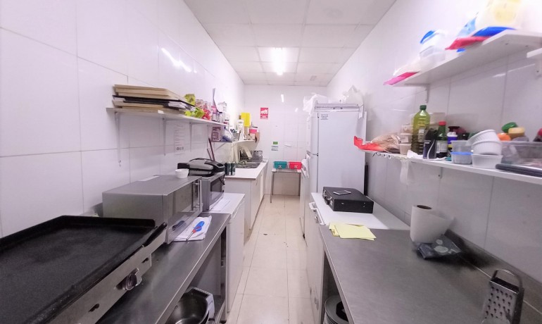 Herverkoop - Reclame -
Guardamar del Segura* - Guardamar del Seguras*