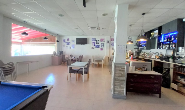 Herverkoop - Reclame -
Guardamar del Segura* - Guardamar del Seguras*