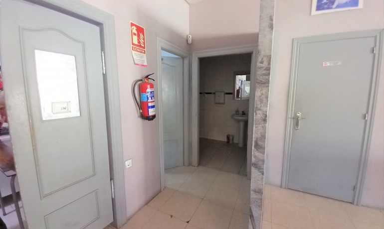 Herverkoop - Reclame -
Guardamar del Segura* - Guardamar del Seguras*