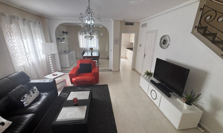 Herverkoop - Huis -
Cuidad Quesada* - Ciudad Quesada